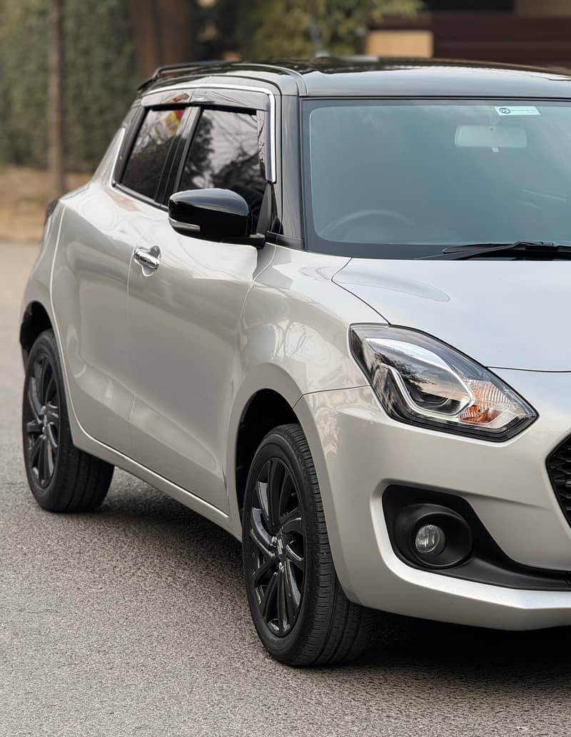 Suzuki Swift GLX-VVT 2024 Already Bank Leased 2