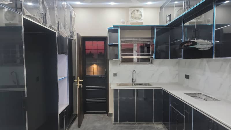 10 Marla Beautiful House For Sale at A extention in Citi Housing Sialkot 5