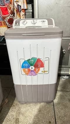 spin dryer and washing machine