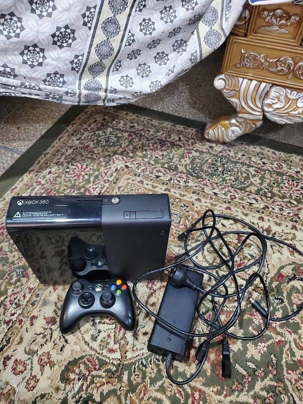 x box 360e black clour 13