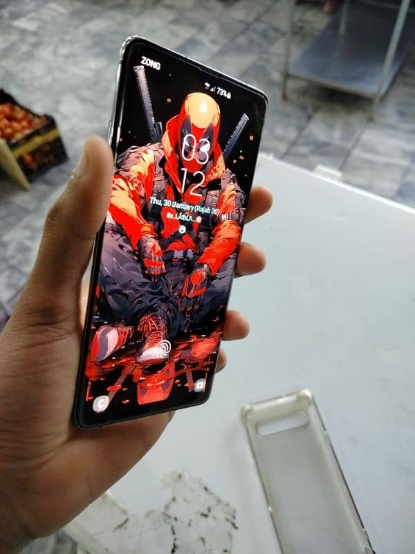 Samsung galaxy S10 plus 5g 8.256 3