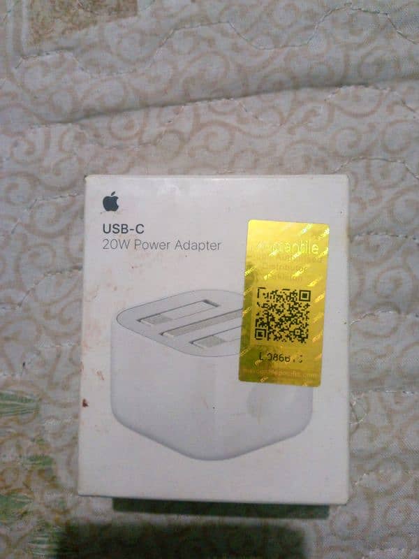 Original iphone adapter 1