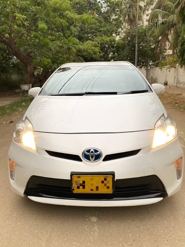 Toyota Prius 2013, 1.8 L. Full Original 5