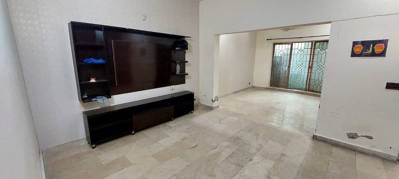 FOR OFFICE OR BACHELORS. LOWER PORTION FOR RENT IN JOHAR TOWN 1