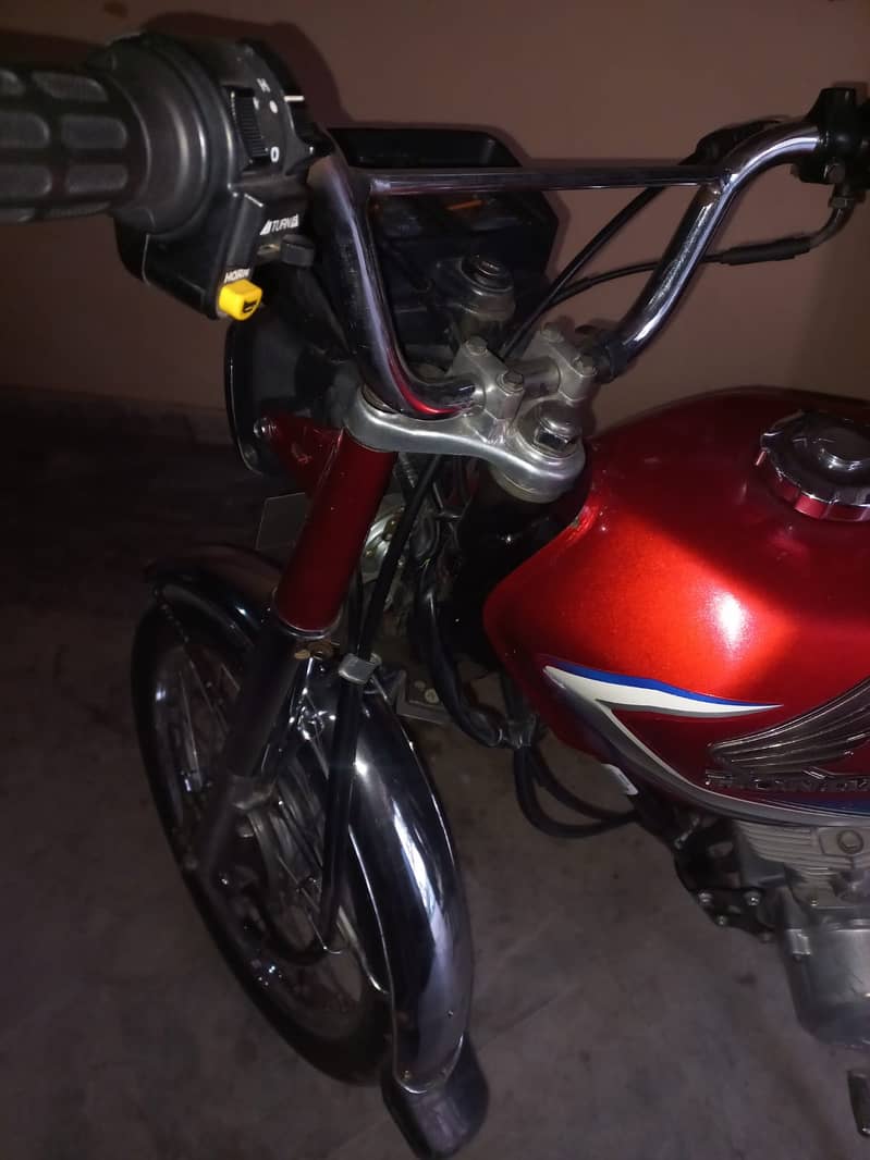 Honda 125, 2022 just like new 6