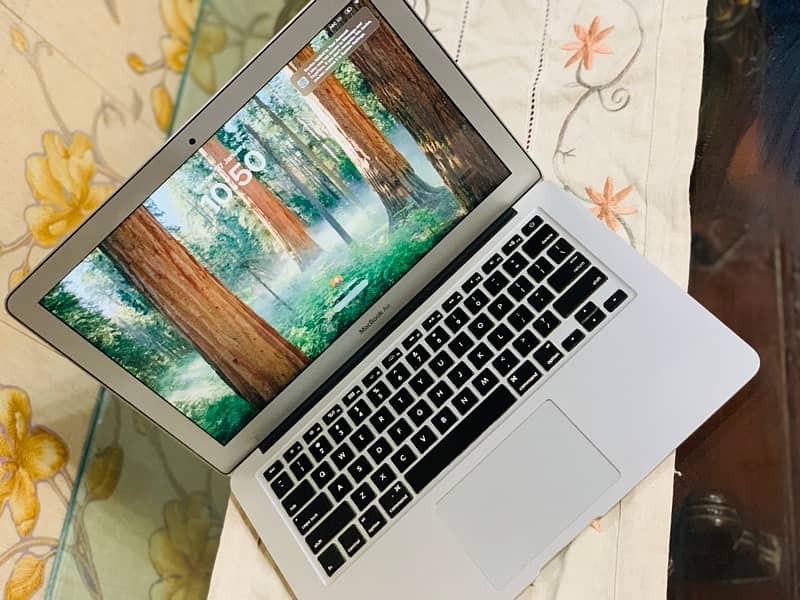 Apple MacBook Air 2015 3