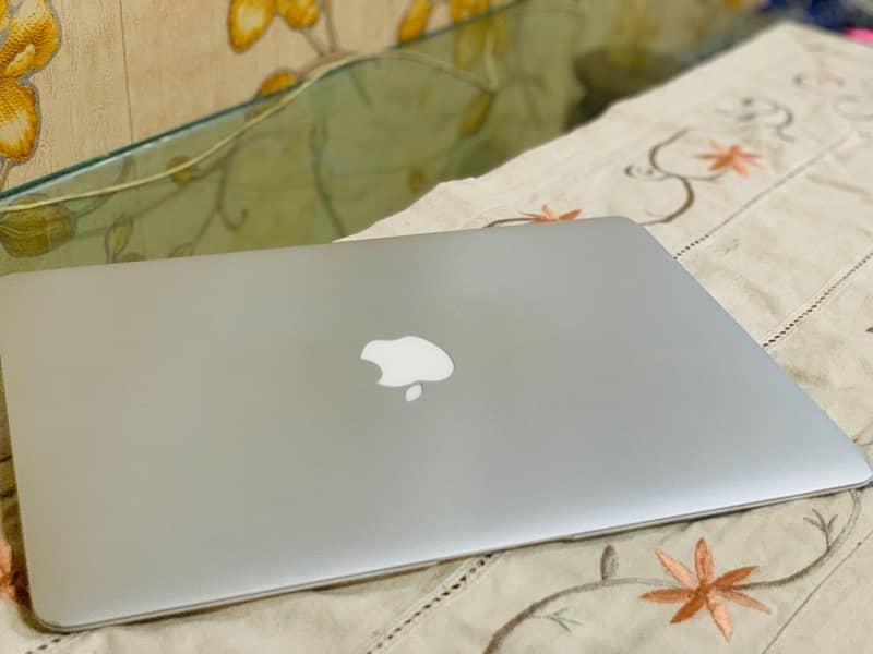 Apple MacBook Air 2015 8