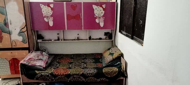 bed with cabinet 2