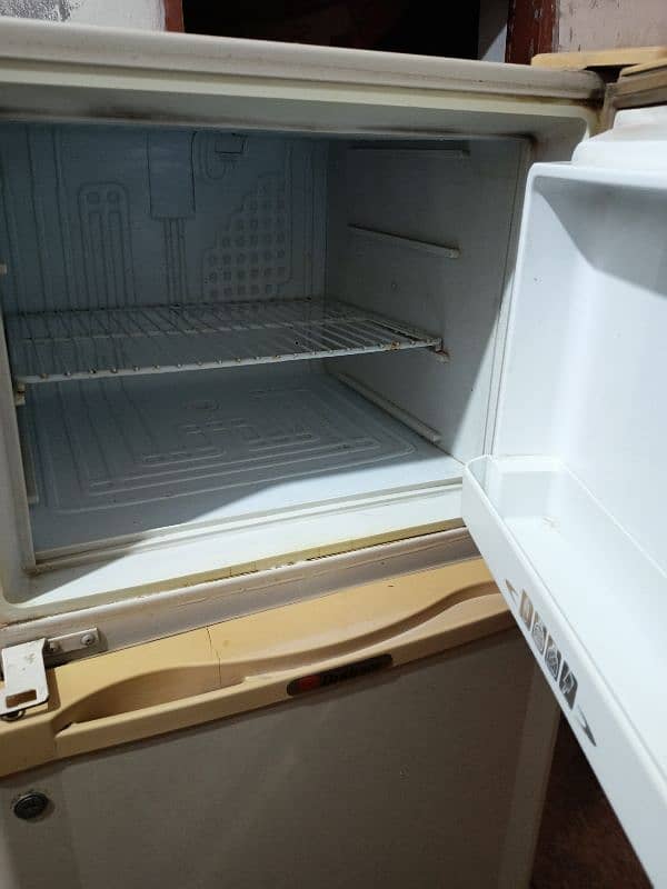 refrigerator for sale 3