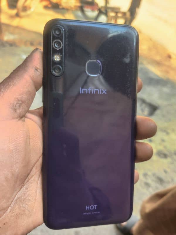 infinix hot 8 . . 4 . . 64. . 03166720245 3