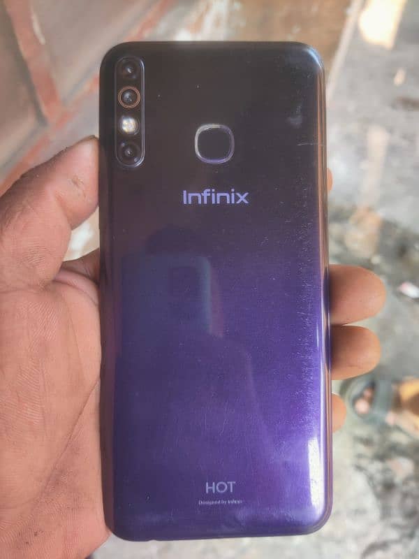 infinix hot 8 . . 4 . . 64. . 03166720245 9