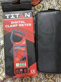 Digital clamp meter