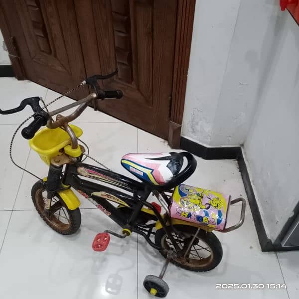 cycle for sale in good condition 0