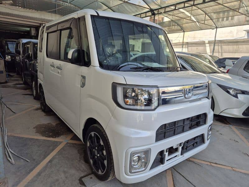 Daihatsu Wake 2021 2