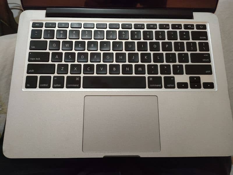 MacBook Pro 2013  8/500 GB  13 Inch Display 2