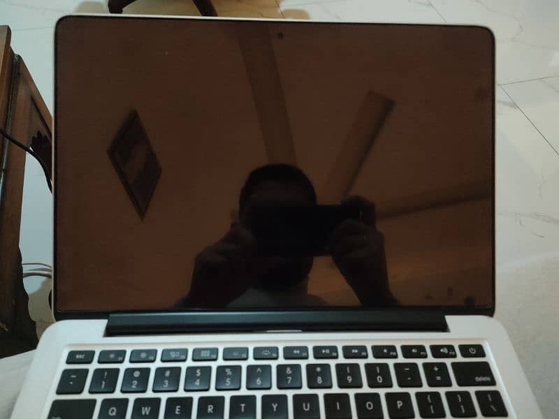 MacBook Pro 2013  8/500 GB  13 Inch Display 3