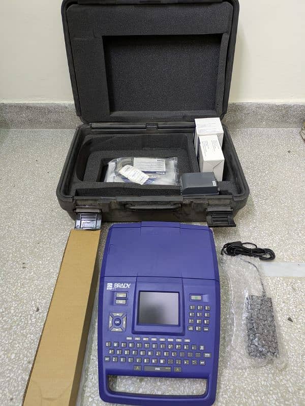 Brady bmp71 label printer portable 1