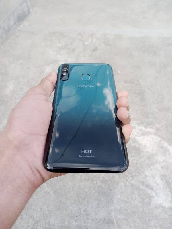 INFINIX HOT 8 1