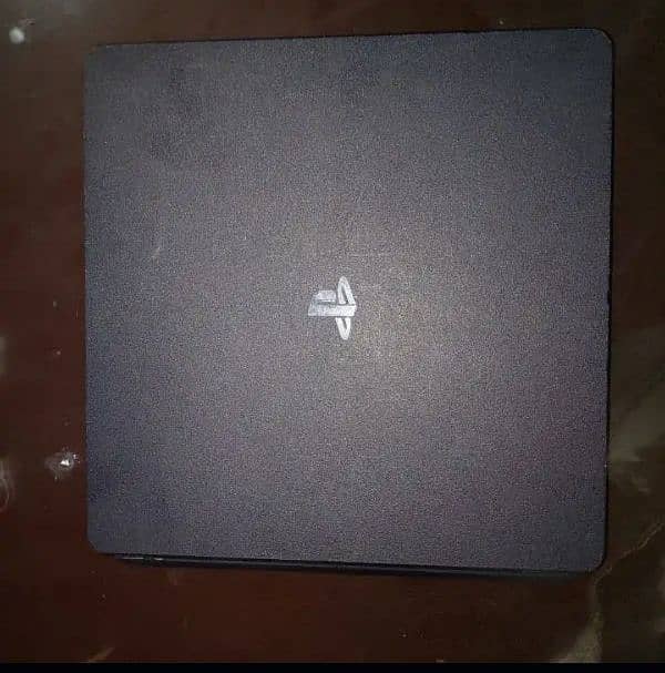 PlayStation4 slim 500GB 3