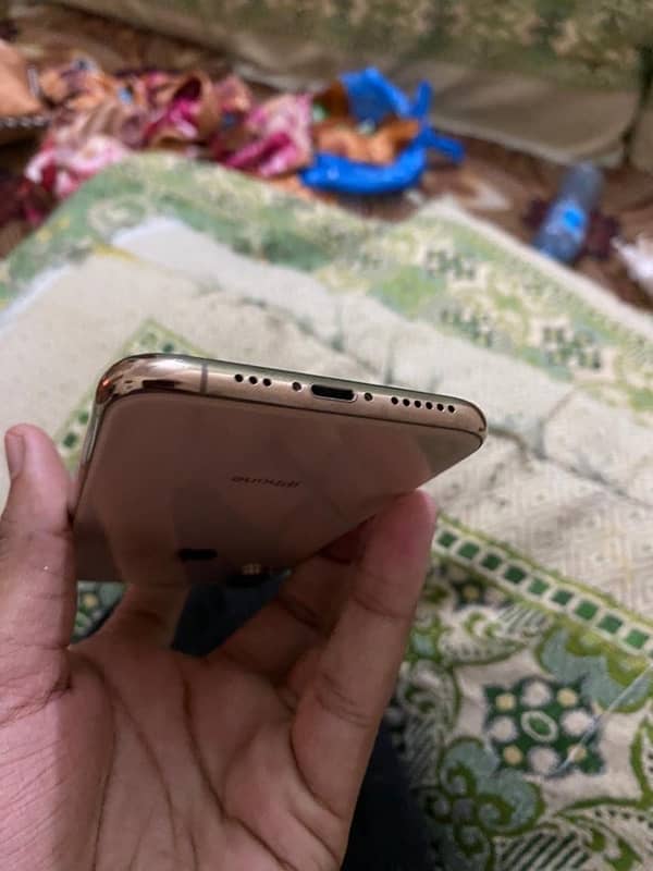 IPHONE XS 256 GB PTA For SELL 1