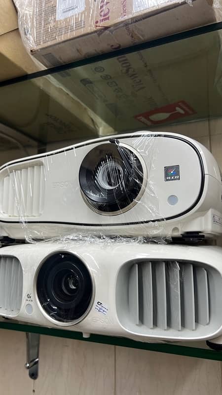 Epson Full Hd Projectors Available 1