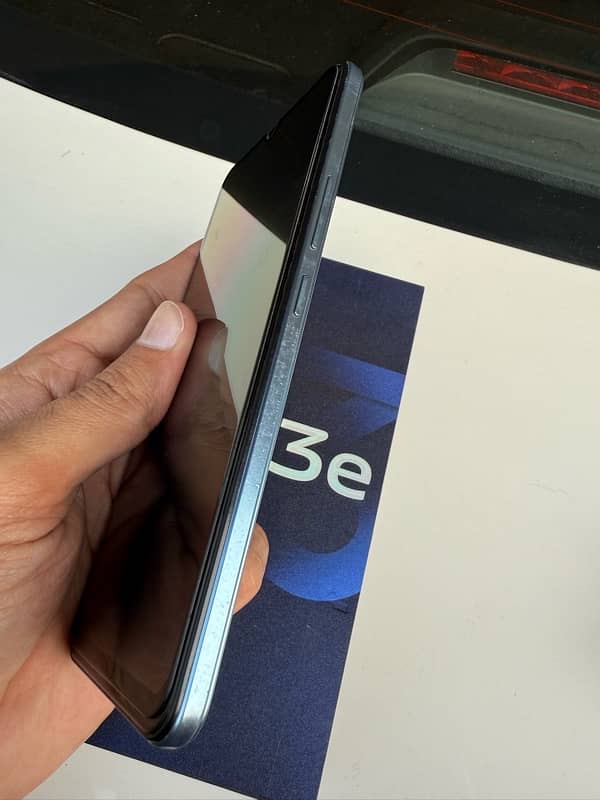 VIVO V23e Blue 8+128gb PTA 3