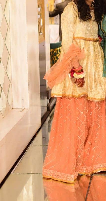 light purple and peach sharara with dupatta dono sharare alag hai 2