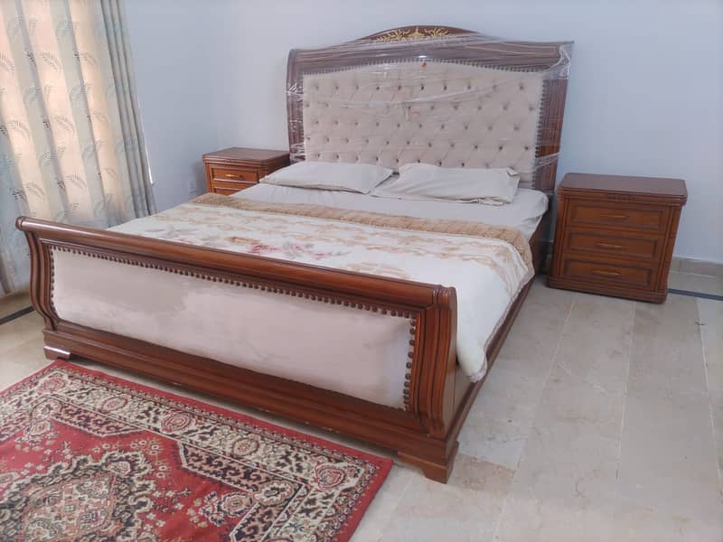 bed/double bed/king size bed/wooden bed/bed dressing side table 0