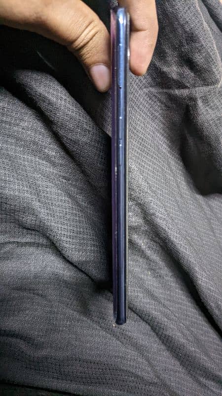 Oppo F17 pro complete box (10/10) 3