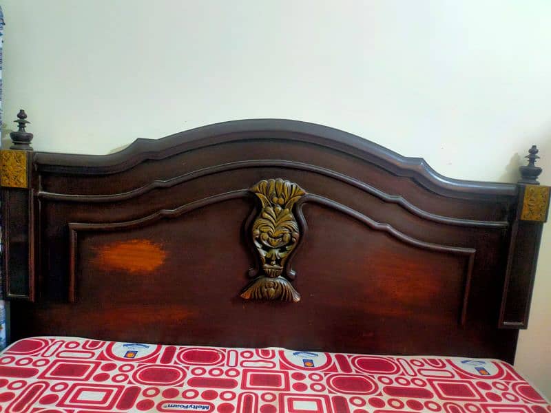 Full Wooden Bed Without Mattress 5