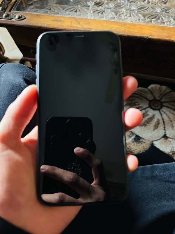 iphone 11 64gb pta approved 4