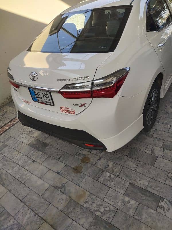 TOYOTA Corolla ALTIS grandi 5