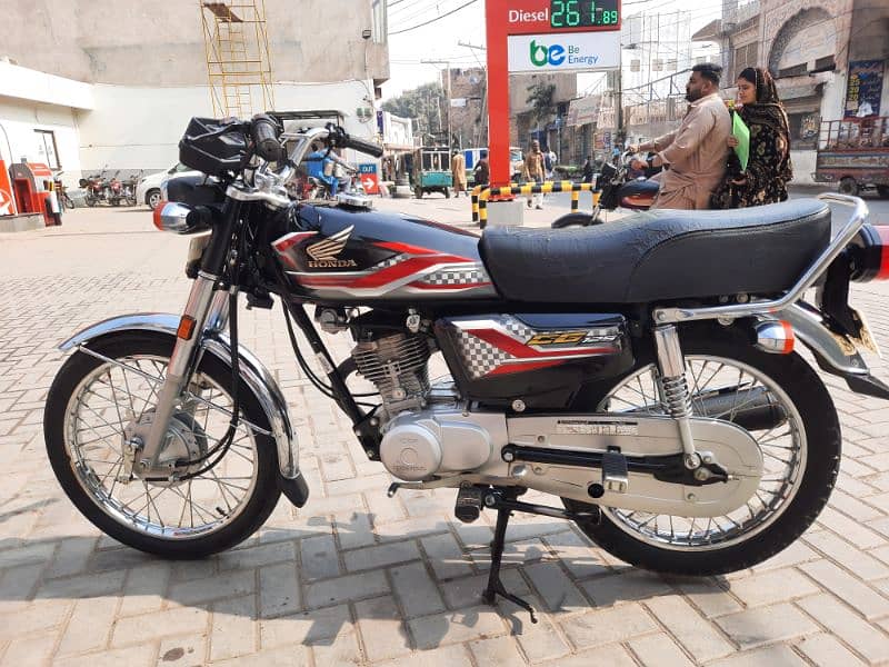 Honda 125 condition like new 1