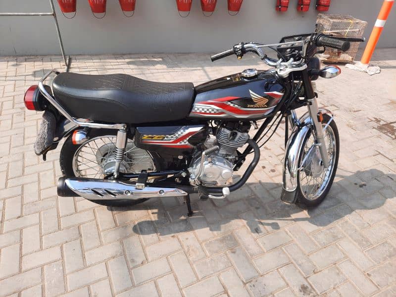 Honda 125 condition like new 5