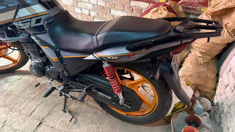 honda CB 150 F brand new condition 2021 year 5