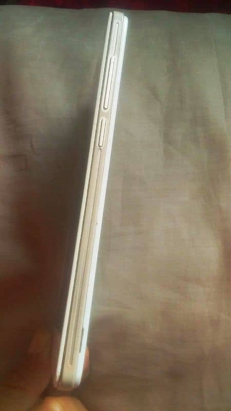 VIVO Y51A 4/64  V. Good Condition 6