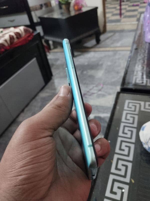 OnePlus 8t 12/256 Allah okay on issue dual Sim working 4