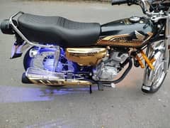 125 Self start Gold edition