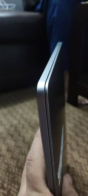 MacBook Pro 2019 32/512 6