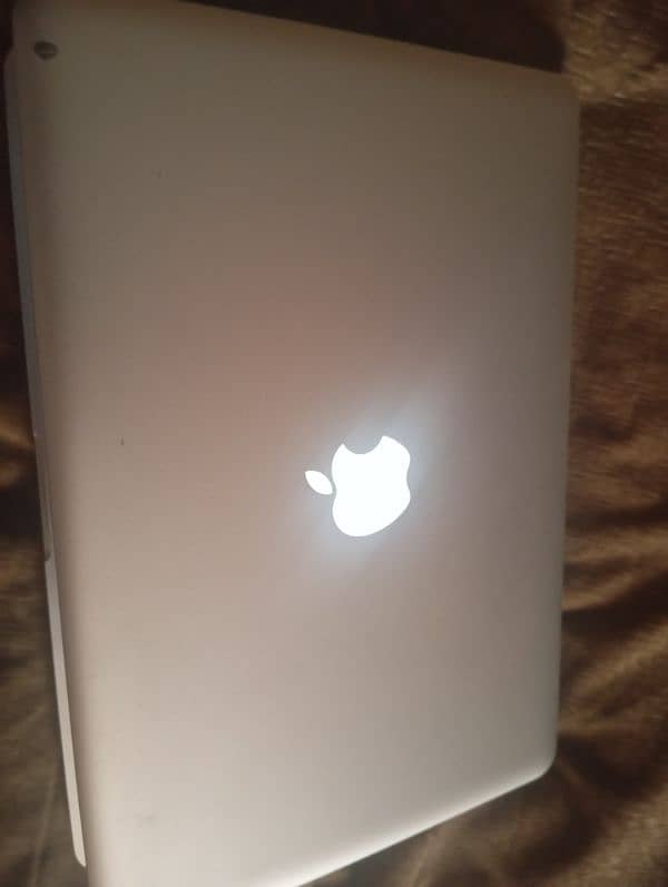 MacBook Pro Mid 2012 0