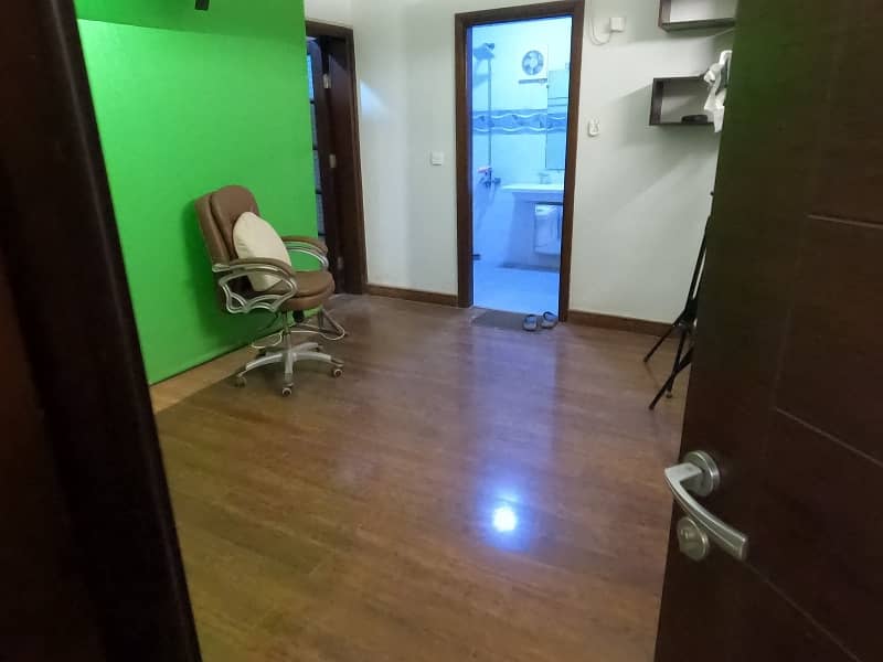 2 Side Corner Silent Commercial Space With Huge 2 Side Parking Available For Rent 3