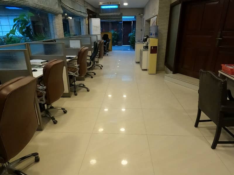 2 Side Corner Silent Commercial Space With Huge 2 Side Parking Available For Rent 10