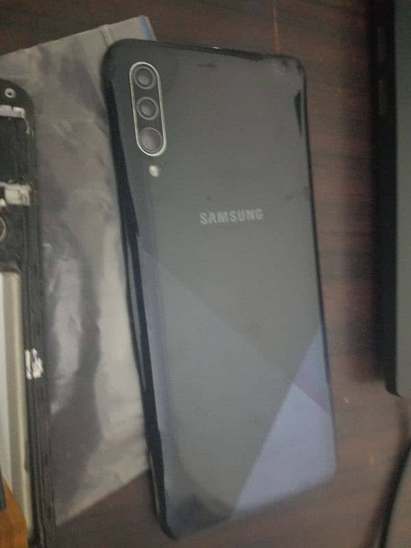 Samsung Galaxy A30s & A30s parts 1