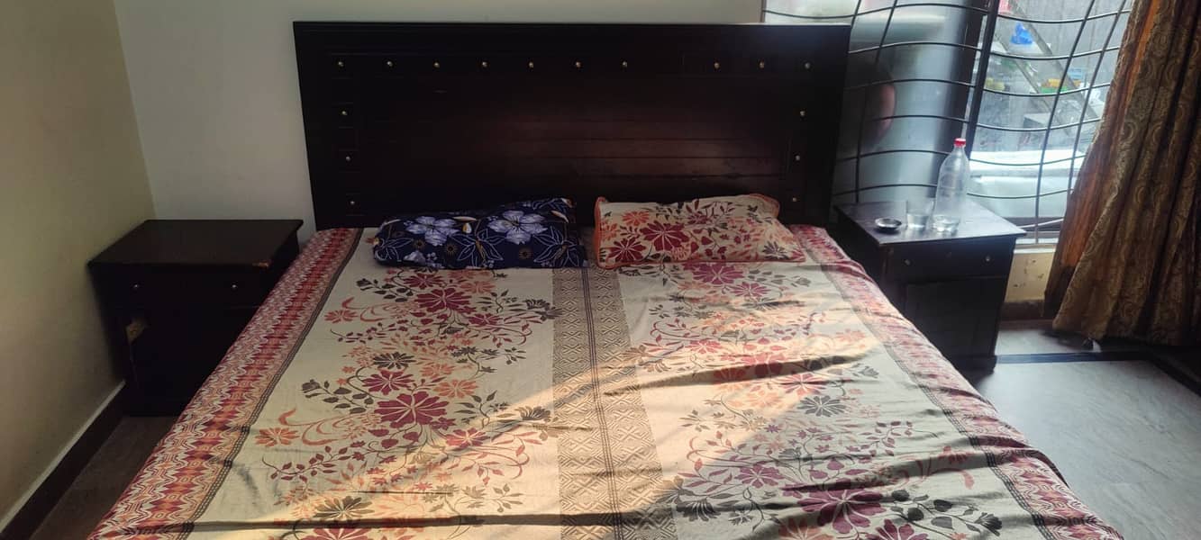 King Size Bed + Dressing Table & Mirror for Sale without Mattress 1