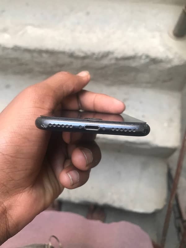 iPhone 7 nonpta 4