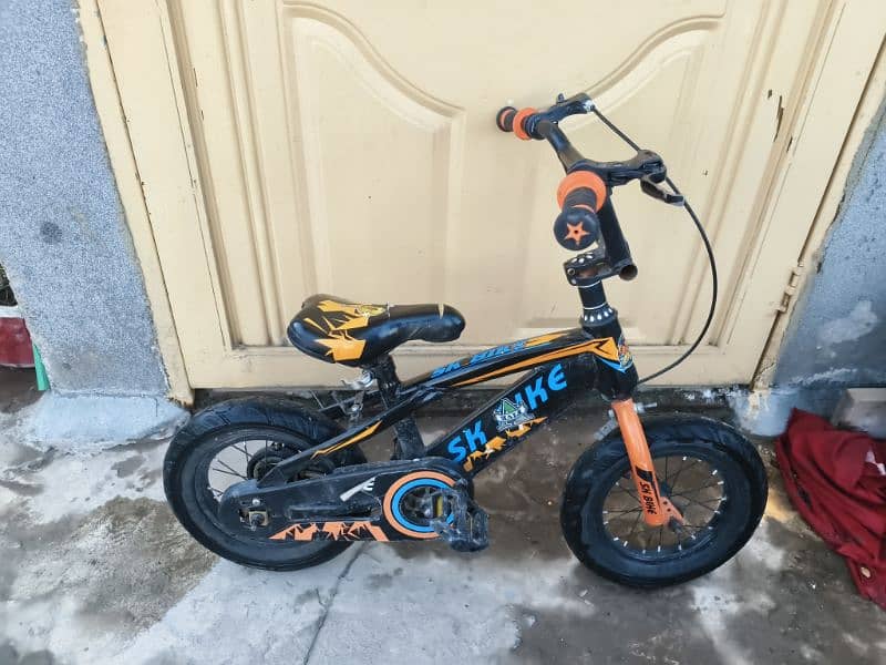 Mini BMX cycle for 6-7 years almost new very less used 2