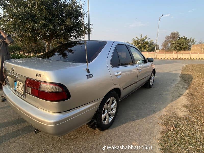 Nissan Sunny 2001 2