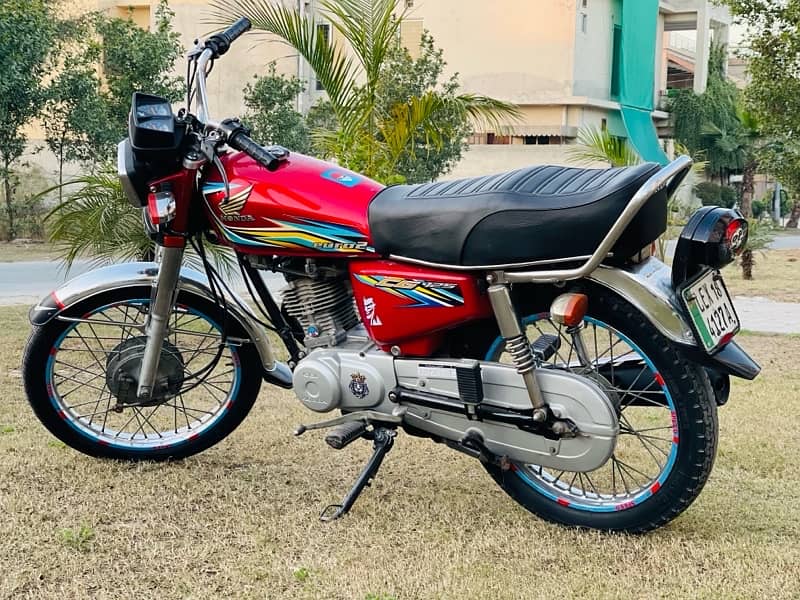 Honda CG 125 (2018 Model) Lush Condition For Sale 4