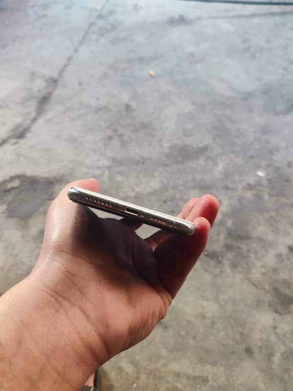 iphone 11 pro max 256gb non pta fu 2