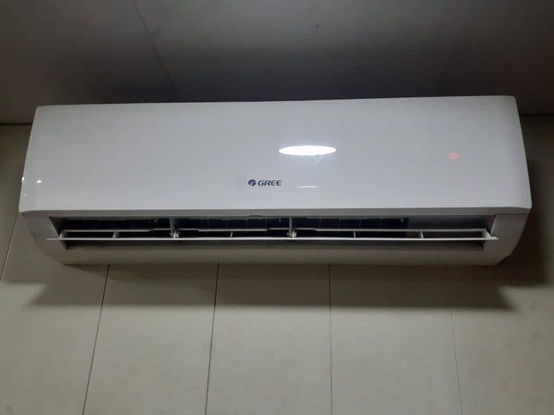 Gree 1.5 ton inverter Ac heat and cool 0